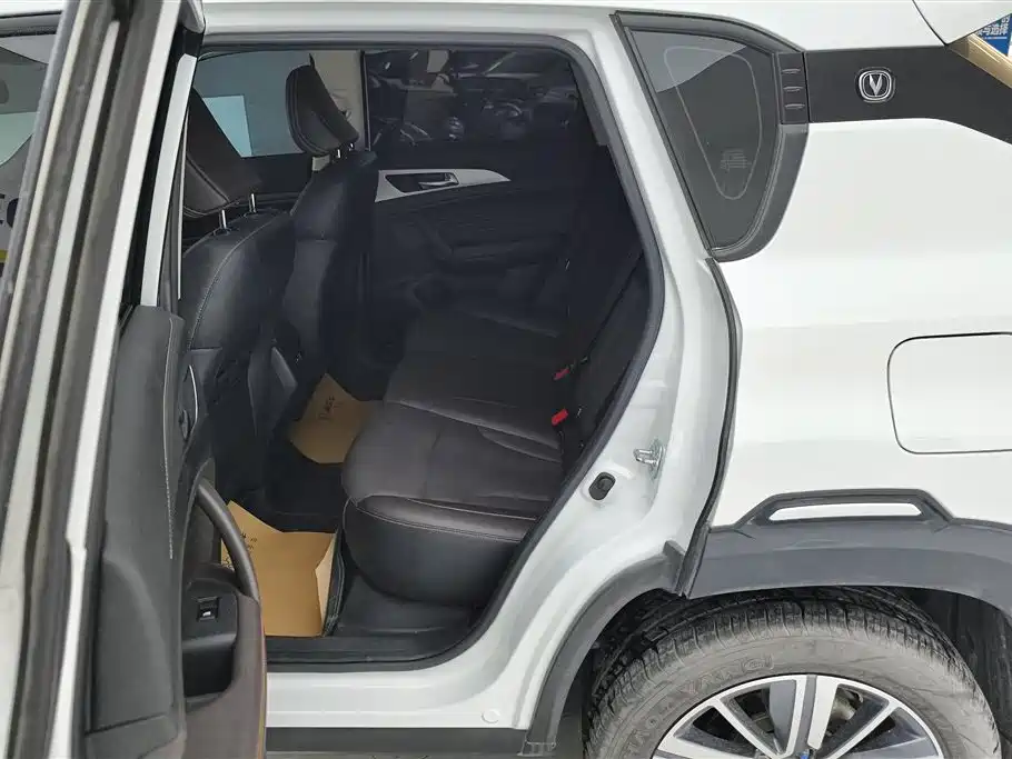Changan CS35PLUS 2020 — фото 11