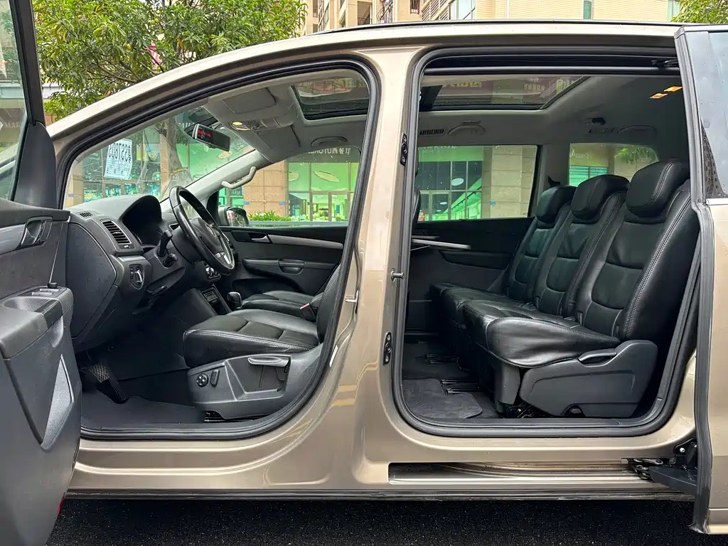 Volkswagen Sharan 2016 — фото 13
