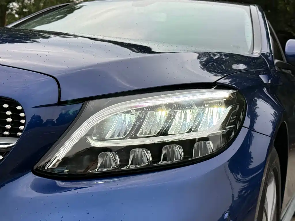 Mercedes-Benz C-Class 2020