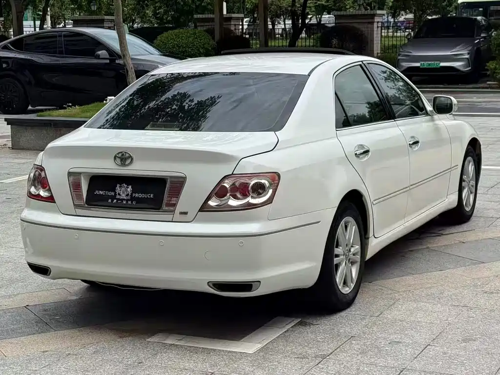 Toyota Reiz 2008