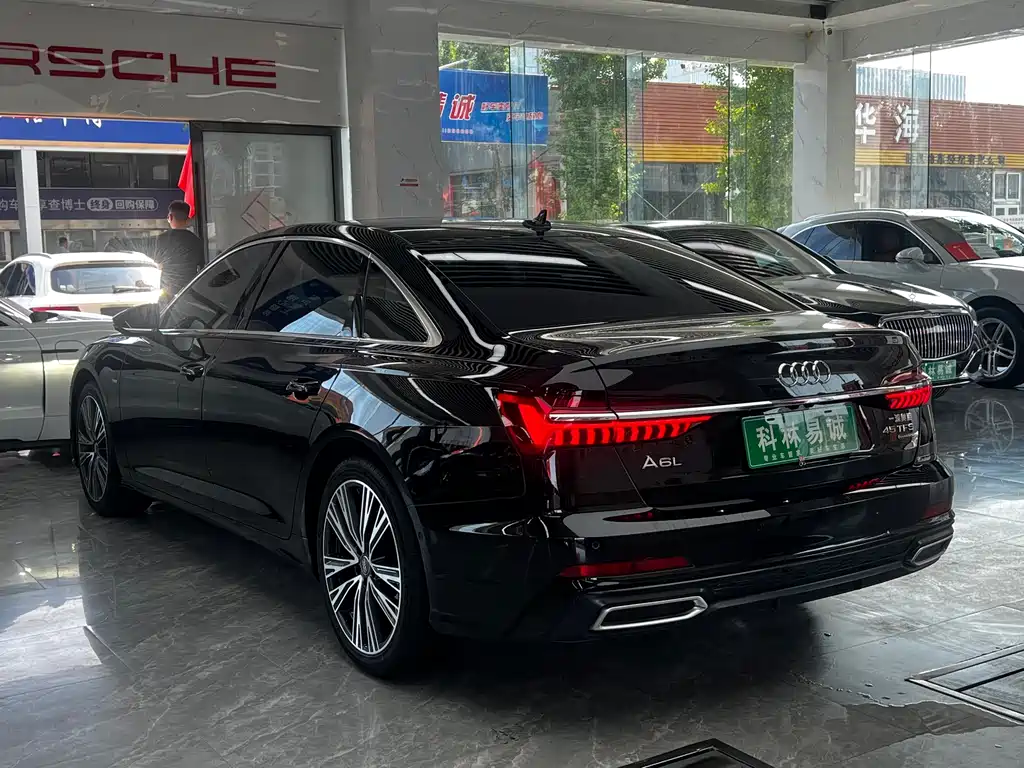 Audi A6L 2021