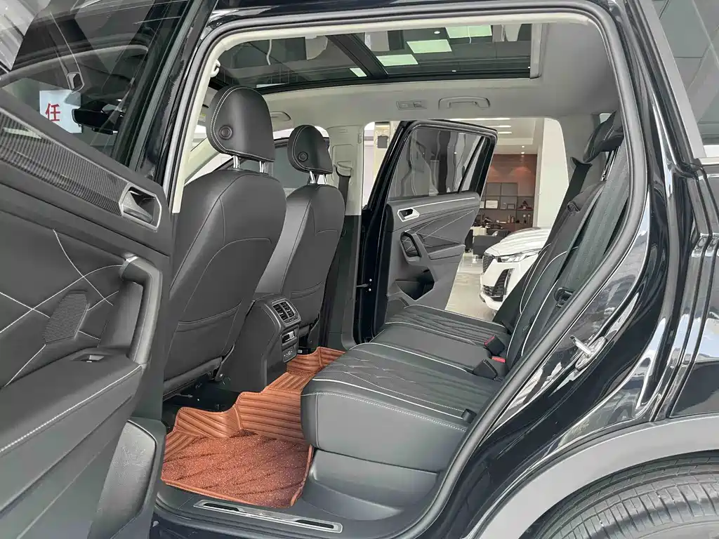 Volkswagen Tiguan L 2021