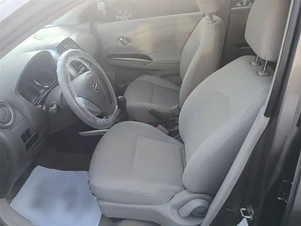 Nissan Sunny 2015 — фото 15