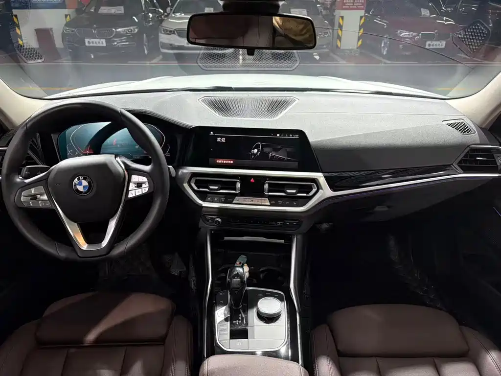 BMW 3 Series 2020 — фото 10