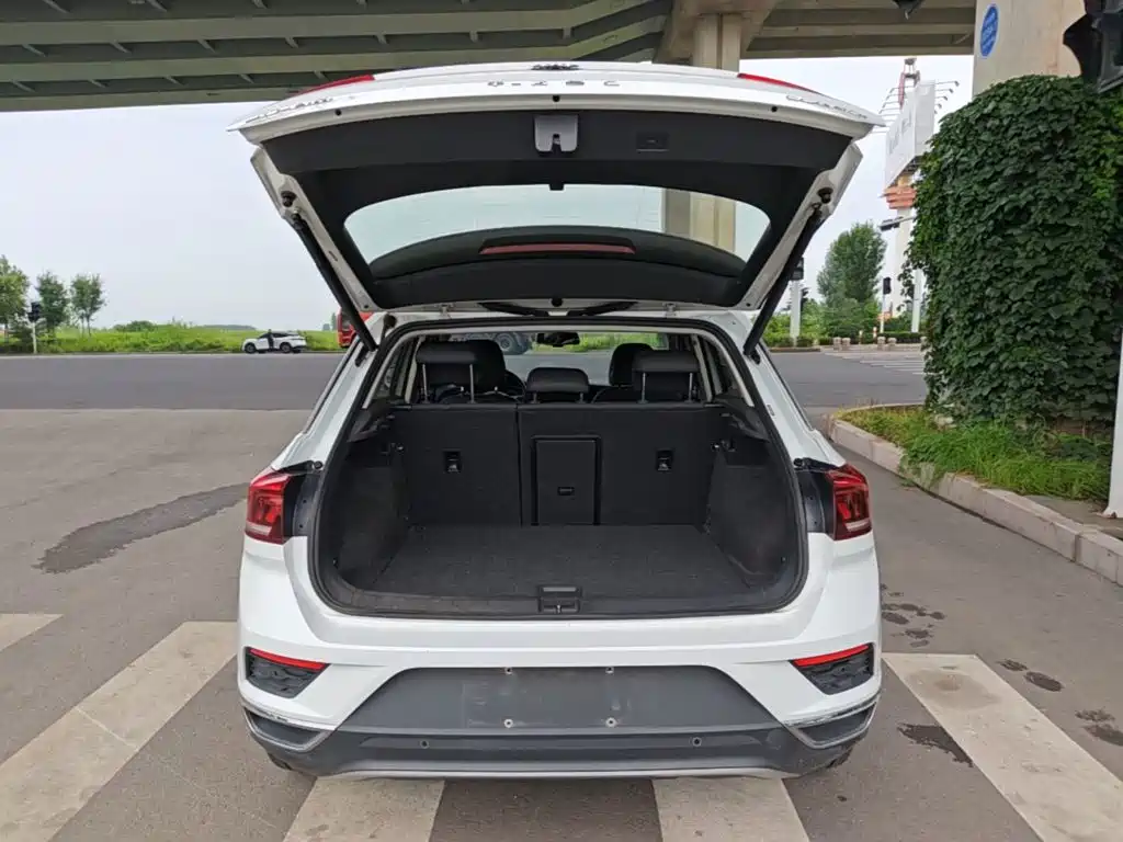 Volkswagen T-Roc 2020 — фото 19