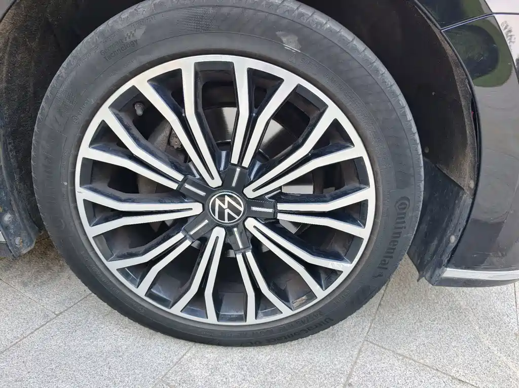 Volkswagen Phideon 2022 — фото 27