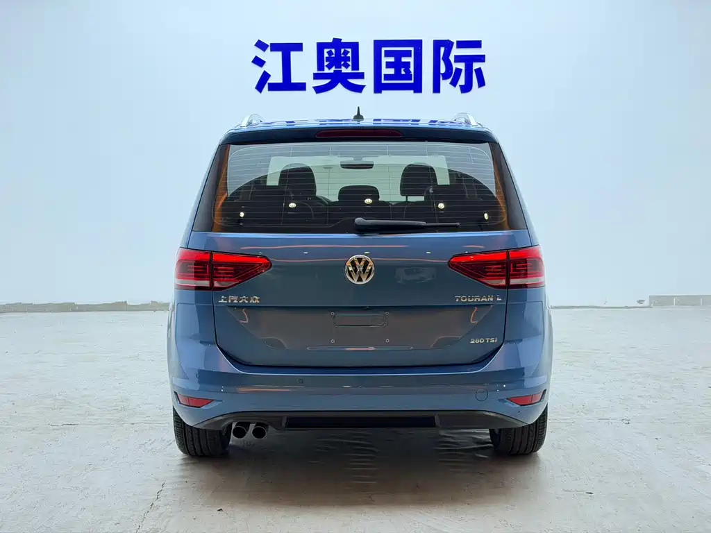 Volkswagen Touran 2023 — фото 20