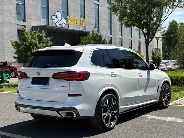 BMW X5 2023