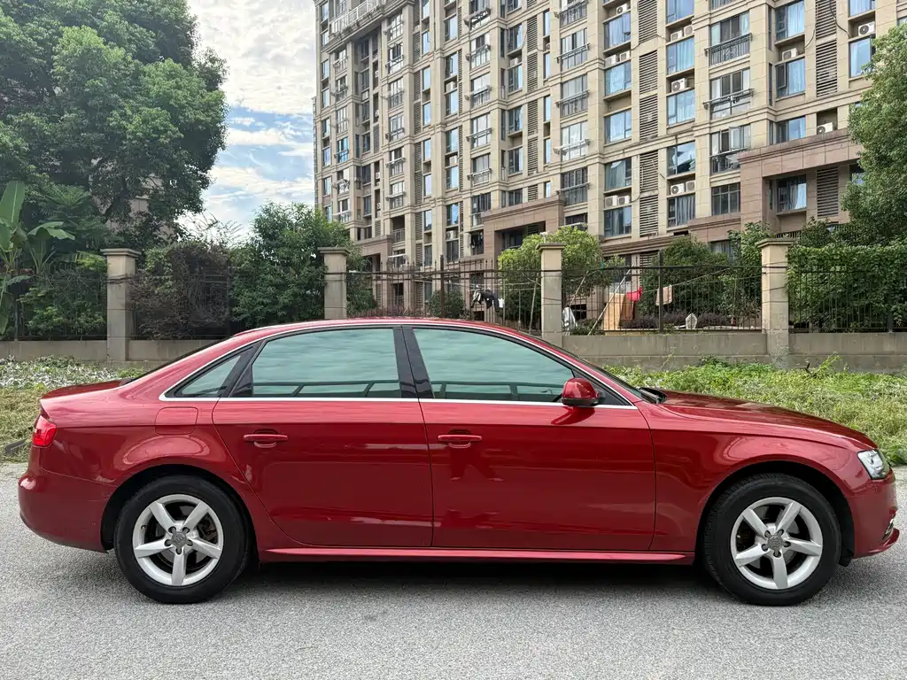 Audi A4L 2013