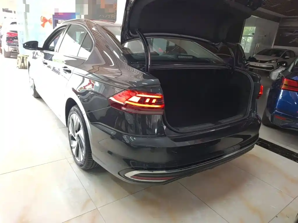Volkswagen Bora 2024