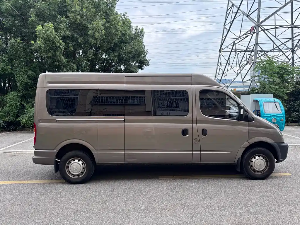 Maxus V80 2022