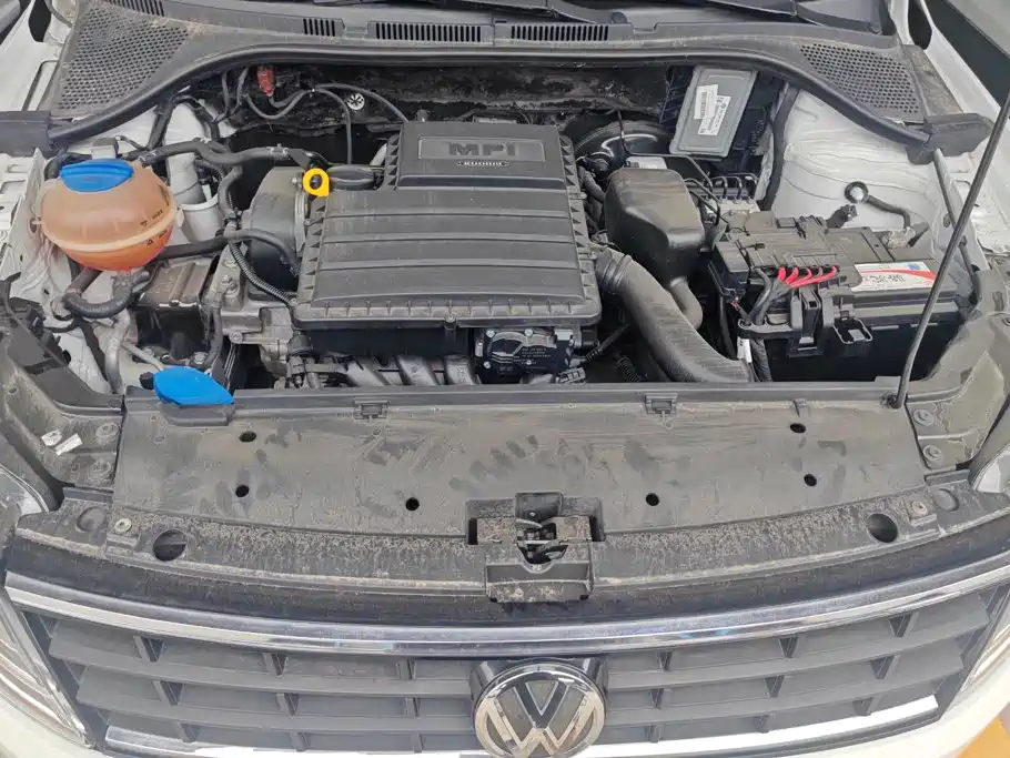 Volkswagen Jetta 2018 — фото 10