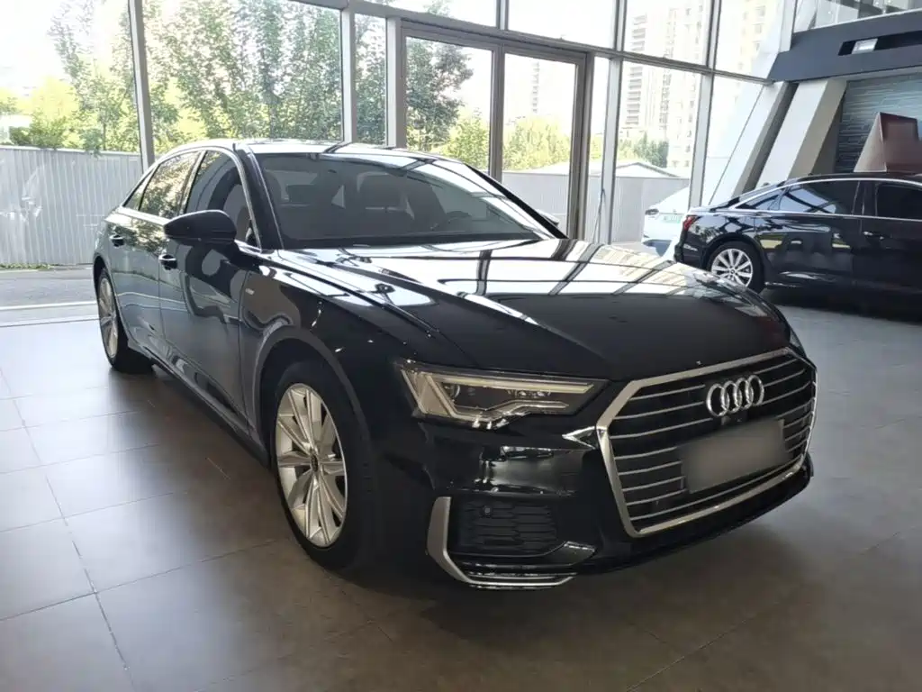 Audi A6L 2022