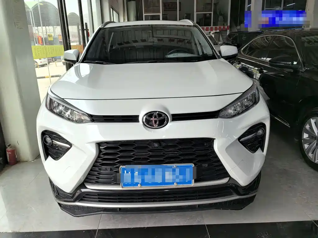Toyota Wildlander 2022 — фото 2