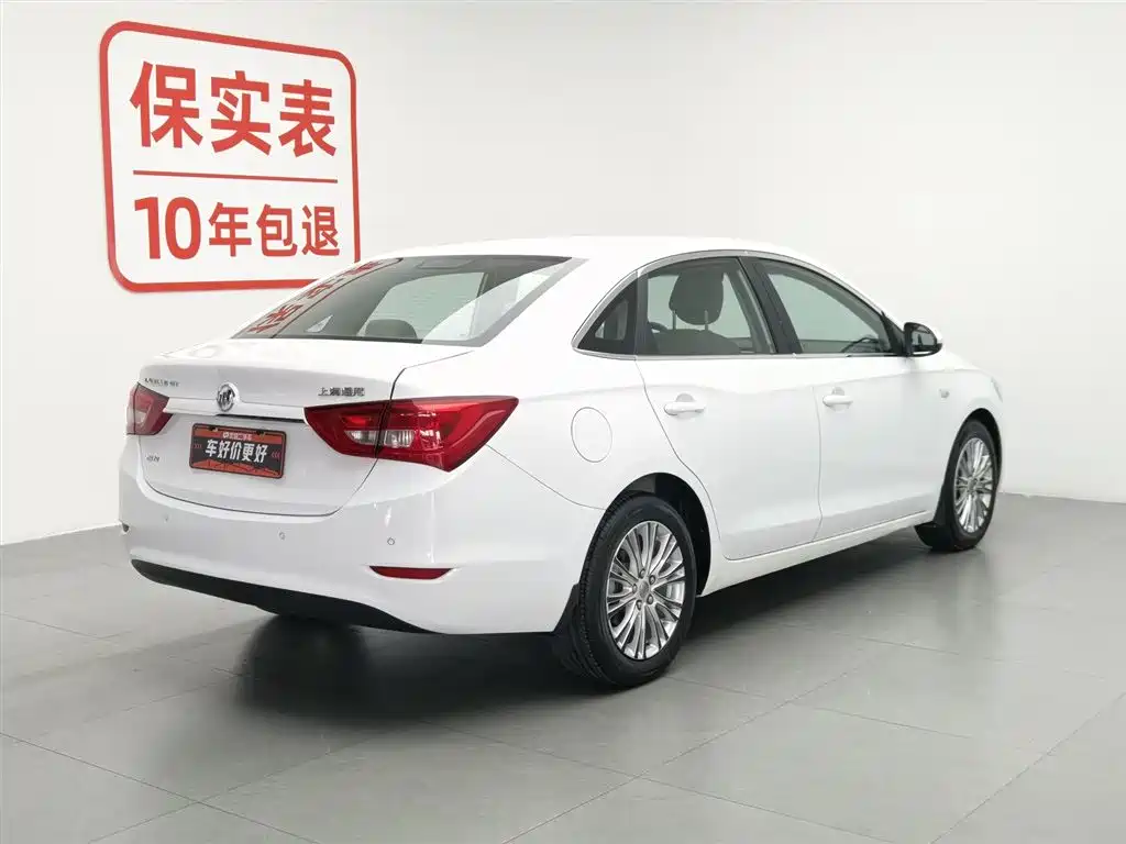 Buick Excelle 2015 — фото 2