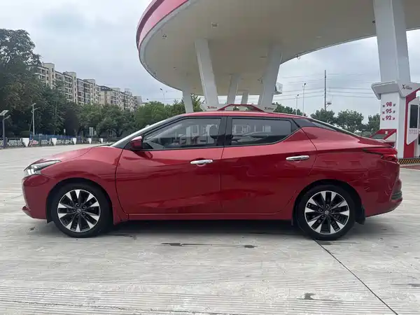 Nissan Bluebird 2019