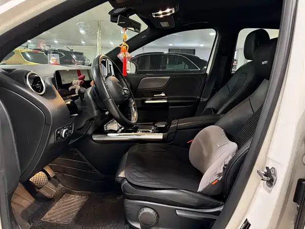 Mercedes-Benz B-Class 2020