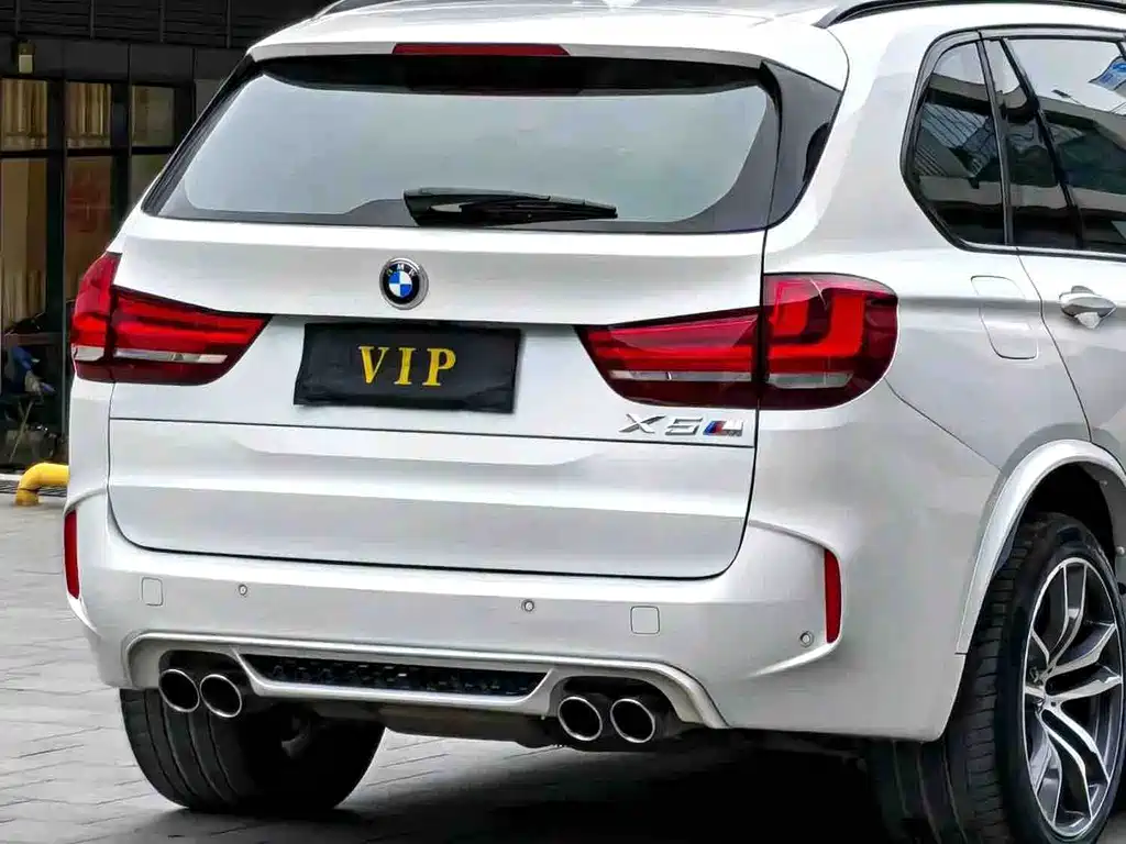 BMW X5 M 2016 — фото 8