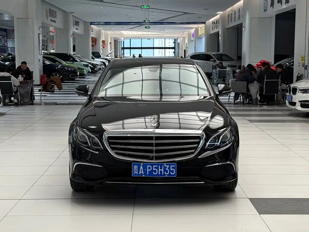 Mercedes-Benz E-Class 2019 — фото 2