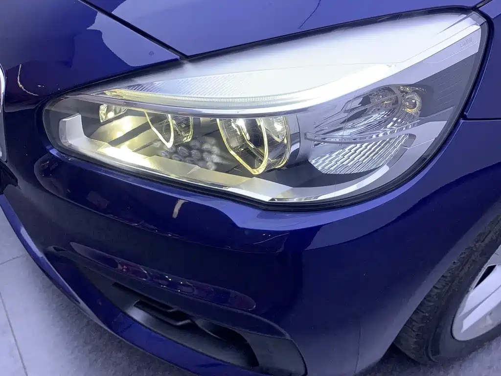 BMW 2 Series Active Tourer 2017 — фото 4