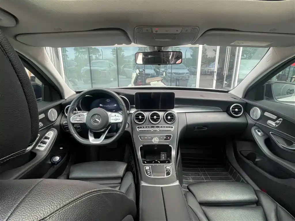 Mercedes-Benz C-Class 2022 — фото 5