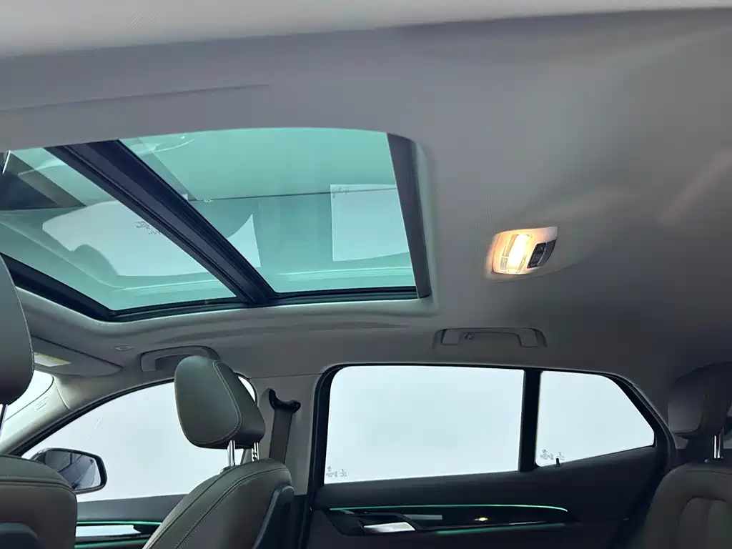 BMW X2 2022 — фото 21