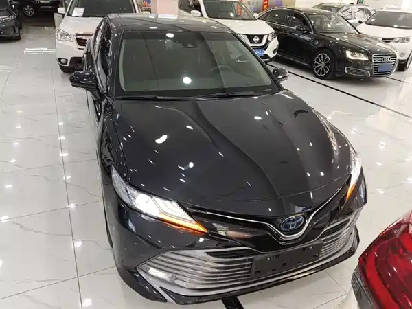 Toyota Camry 2019