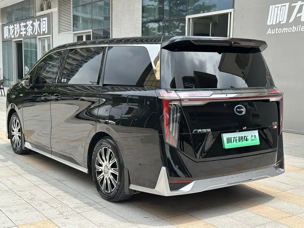GAC Motor Trumpchi E9 2025 — фото 13