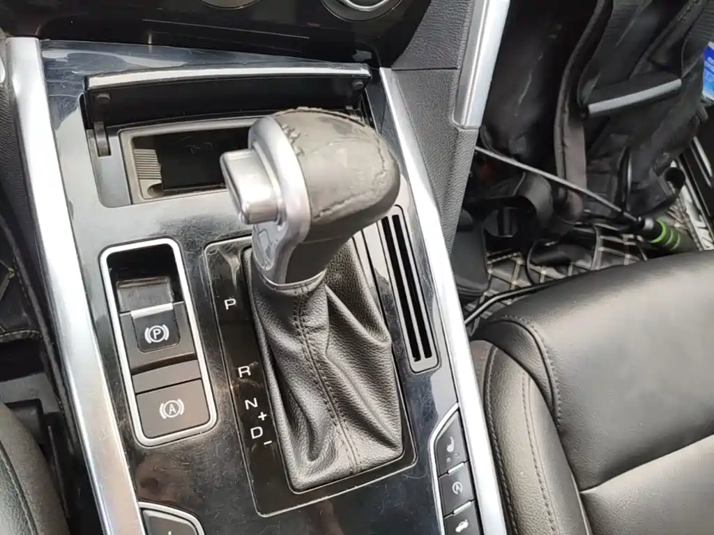 Haval H7 2016 — фото 14