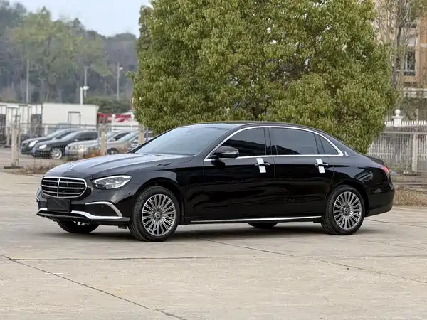 Mercedes-Benz E-Class 2021