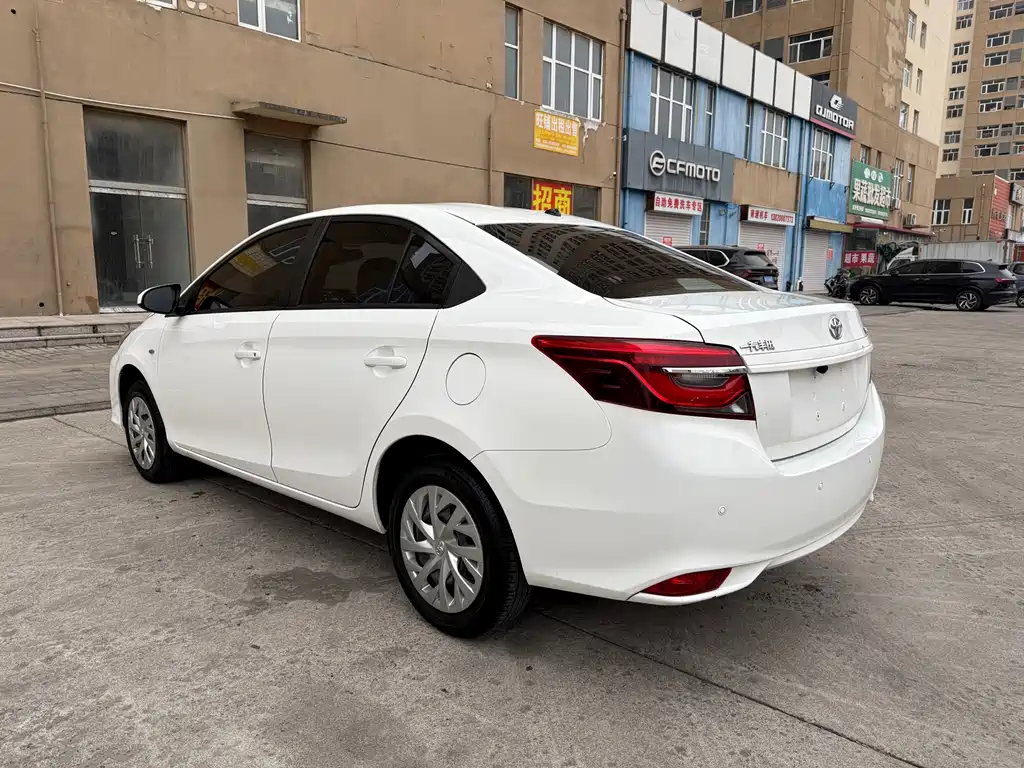 Toyota Vios 2021 — фото 15