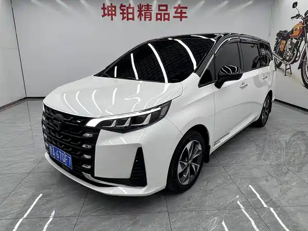 GAC Trumpchi M6 2022