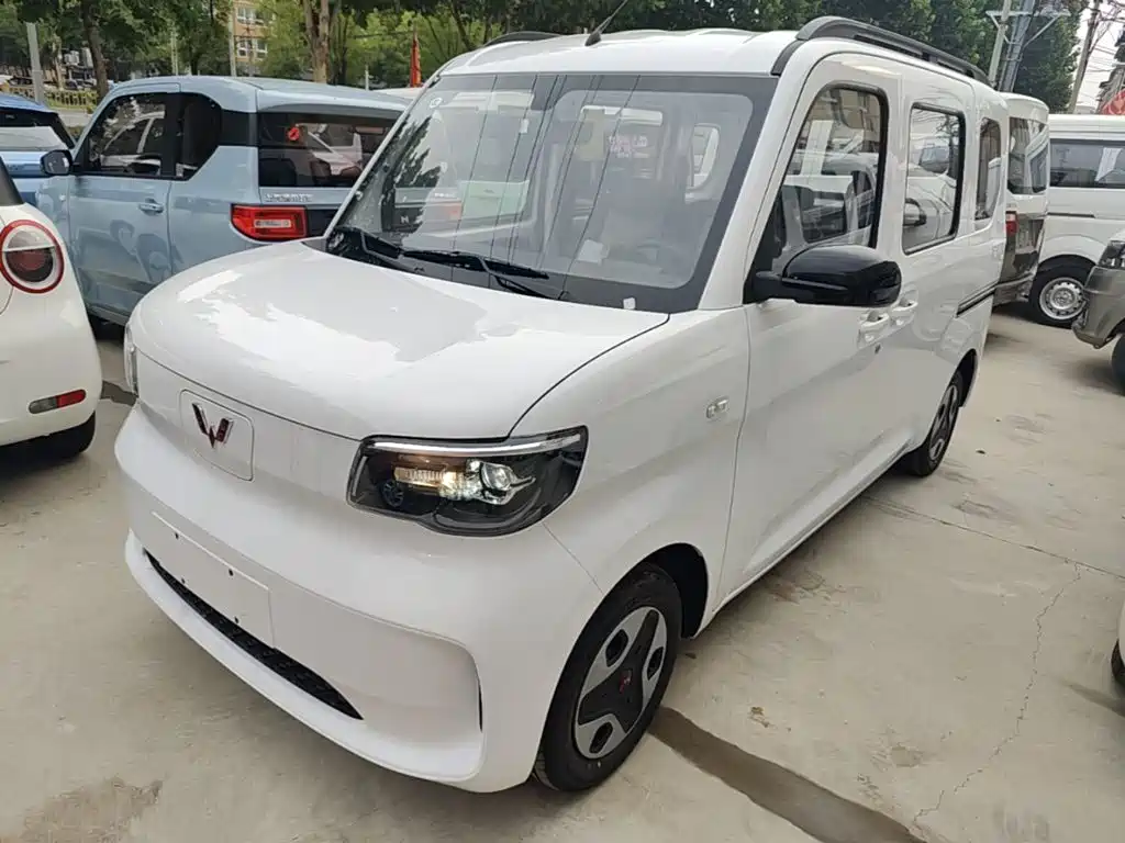 Wuling Zhiguang EV 2026 — фото 2
