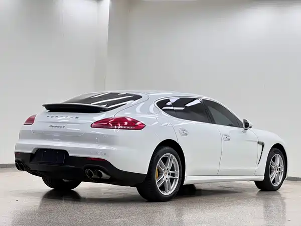 Porsche Panamera 2014