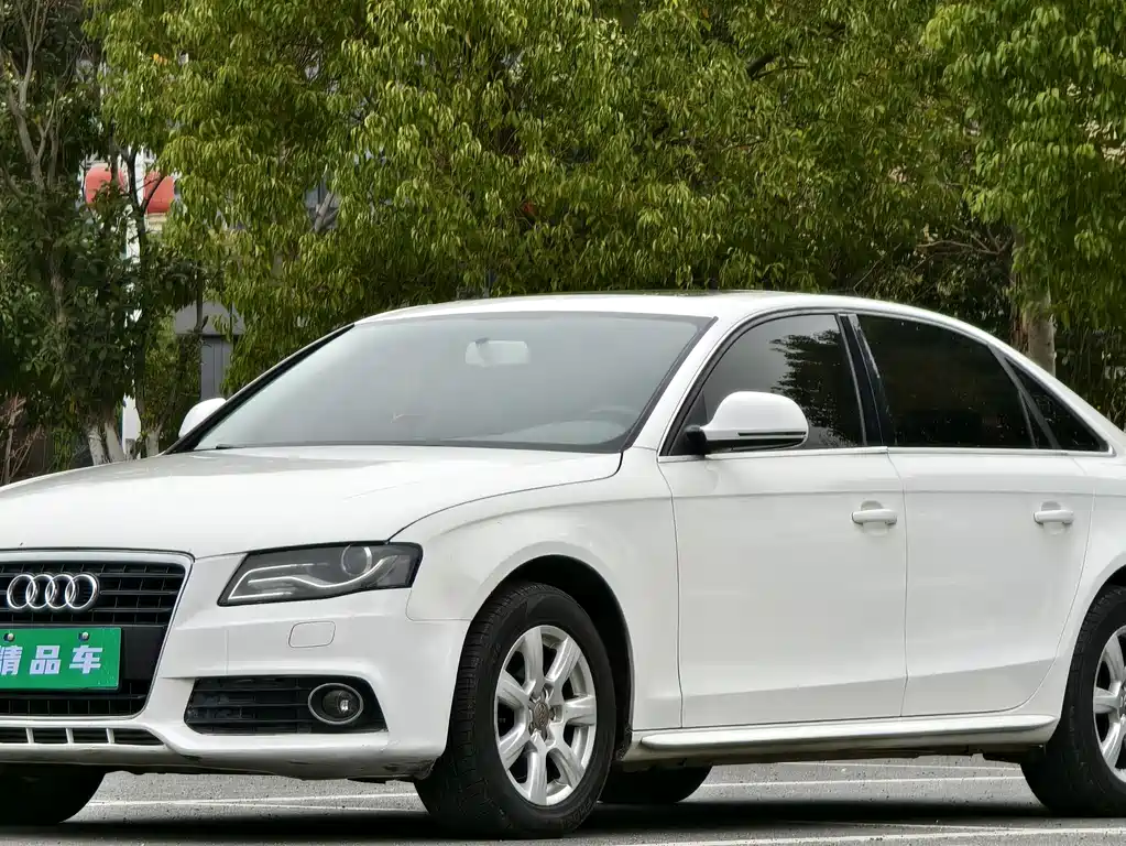 Audi A4L 2011