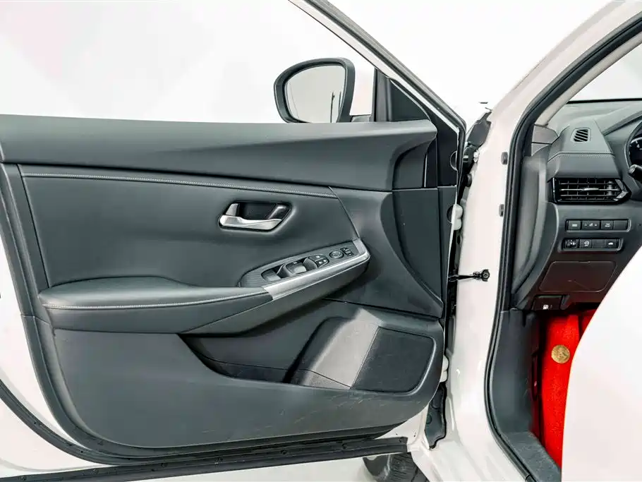 Nissan Sylphy 2020 — фото 15