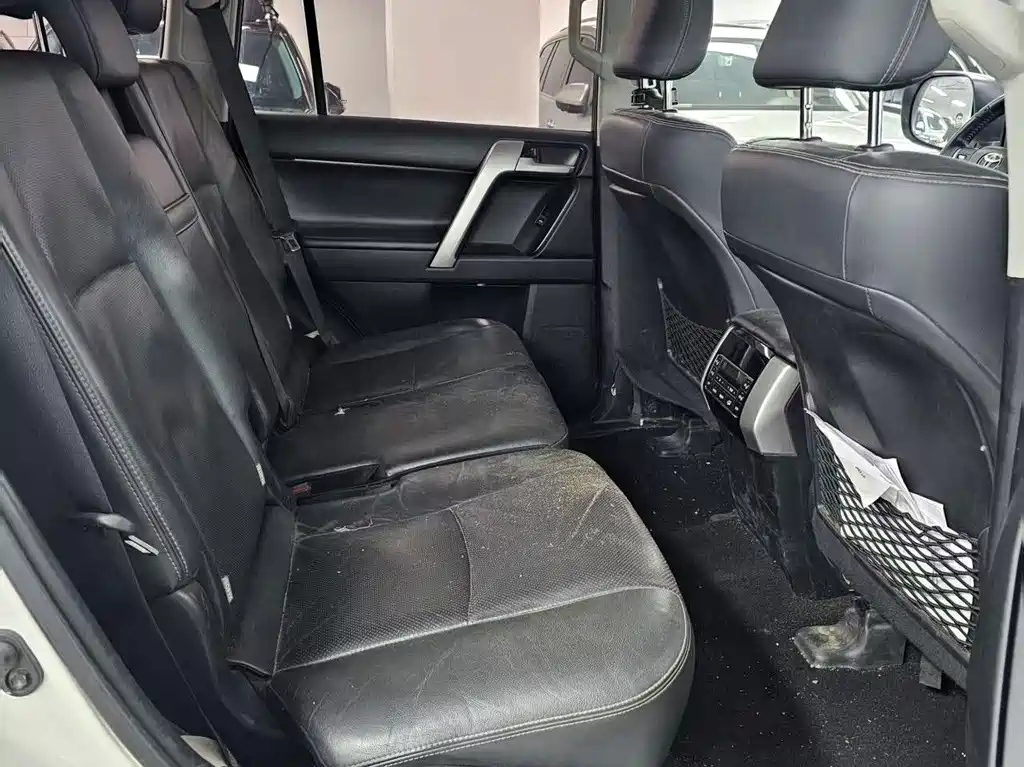Toyota Prado 2018 — фото 16
