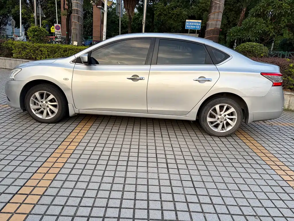 Nissan Sylphy 2013 — фото 14
