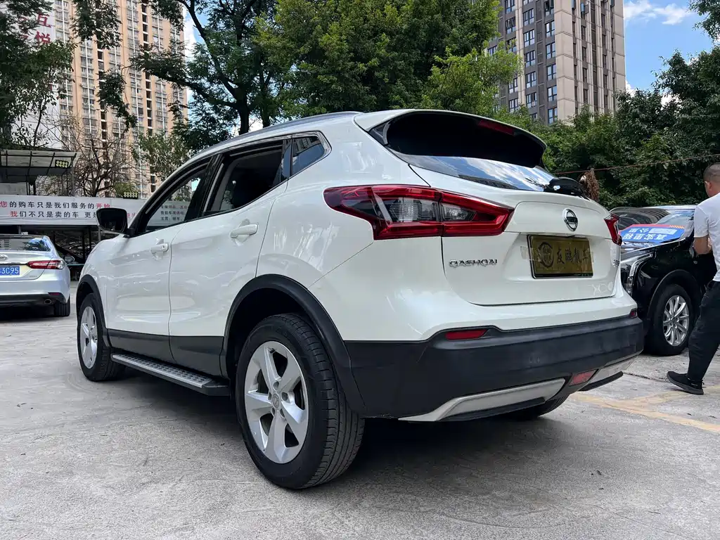 Nissan Qashqai 2022 — фото 18