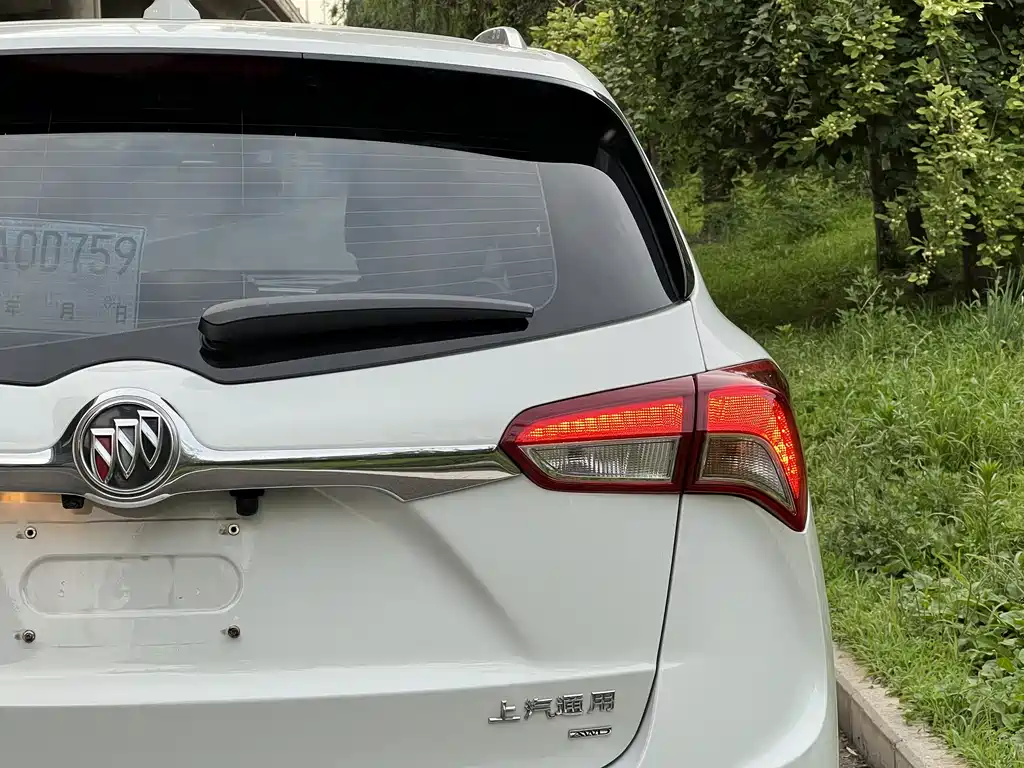 Buick Envision Plus 2018 — фото 10