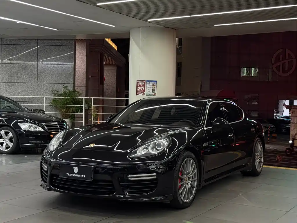 Porsche Panamera 2015 — фото 1