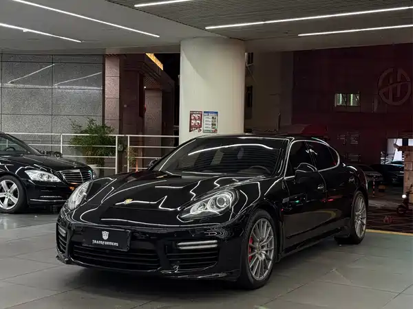 Porsche Panamera 2015