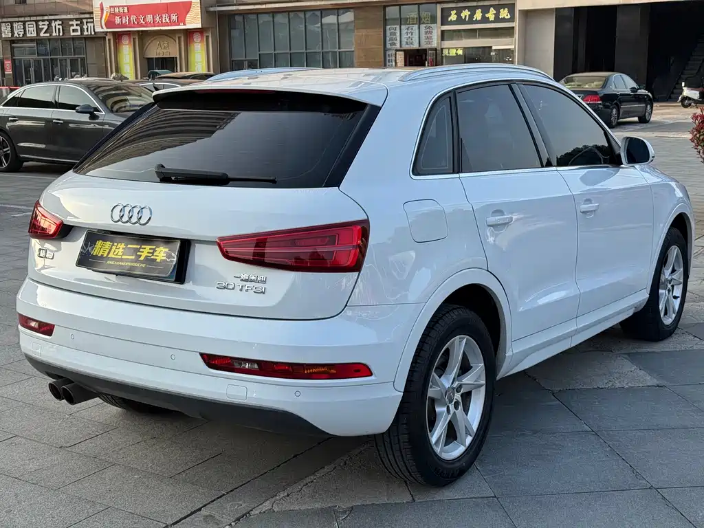 Audi Q3 2016 — фото 6