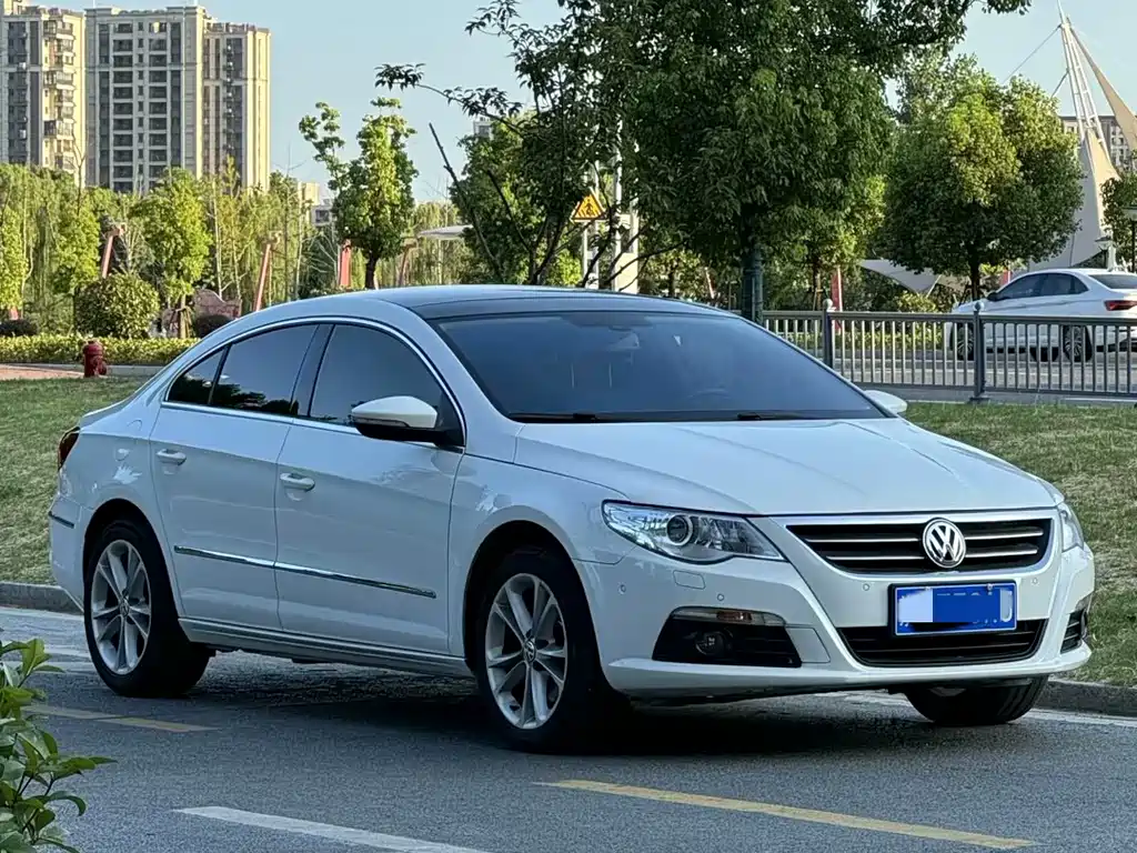 Volkswagen CC 2013 — фото 3