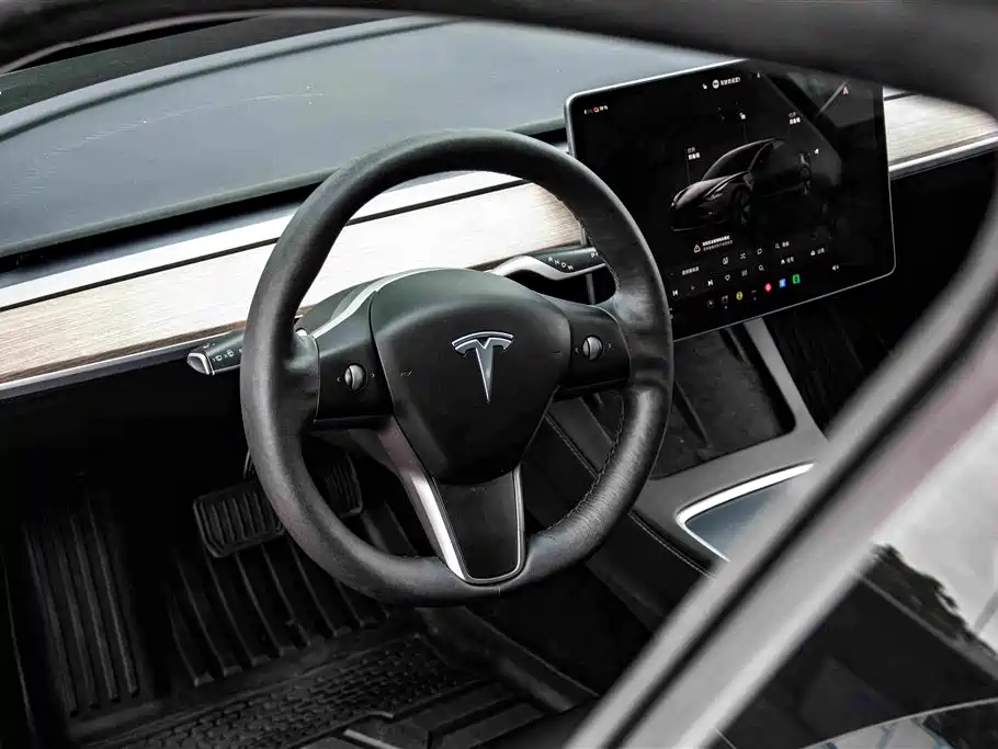 Tesla Model 3 2022 — фото 10