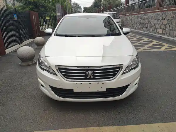 Peugeot 408 2014