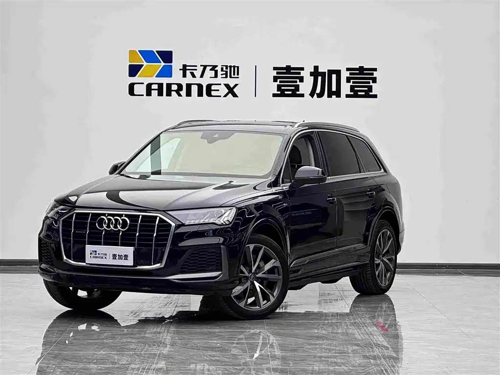 Audi Q7 2020 — фото 1