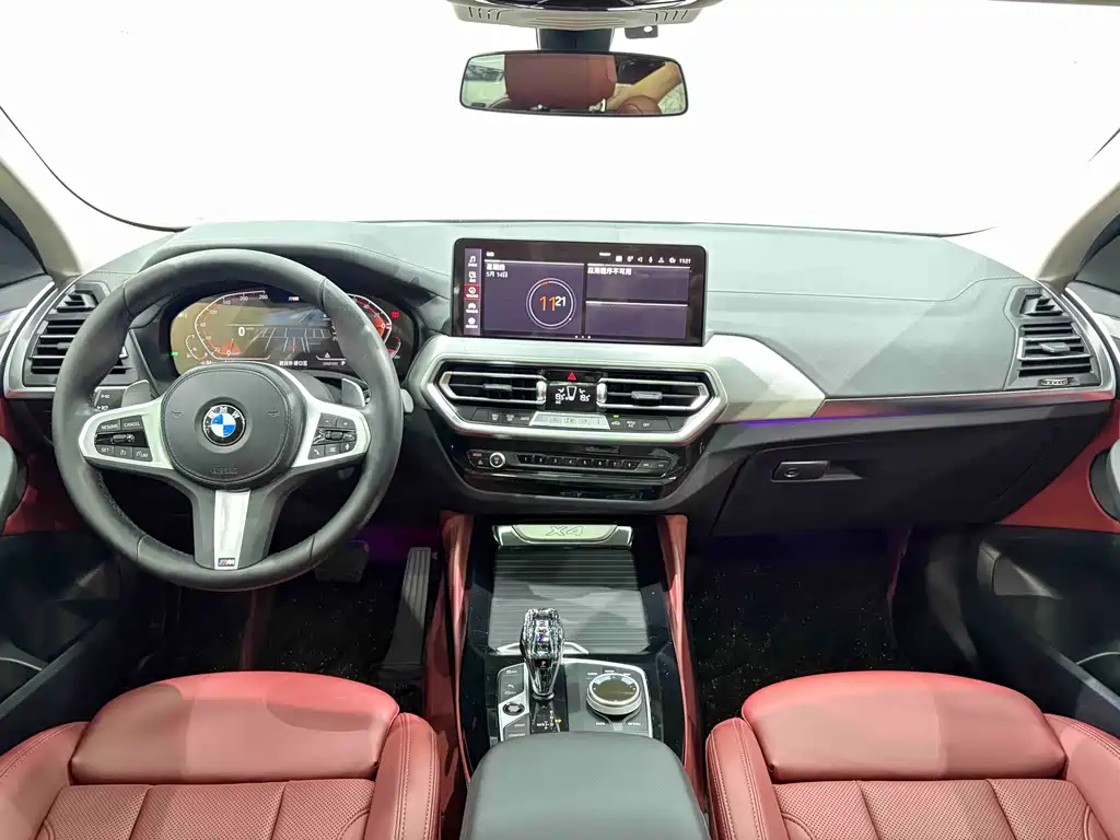BMW X4 2022 — фото 8