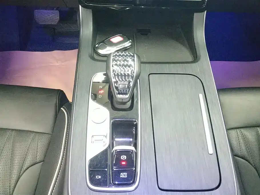 GAC Motor Trumpchi GS8 2023 — фото 16