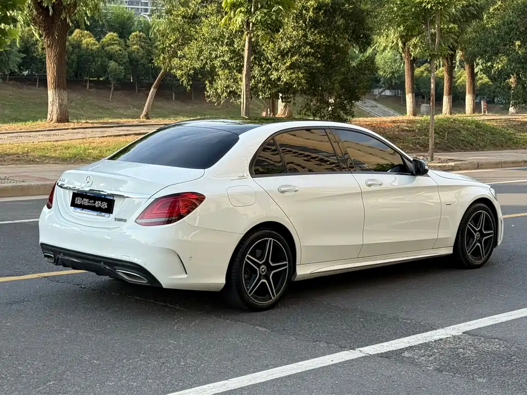 Mercedes-Benz C-Class 2020
